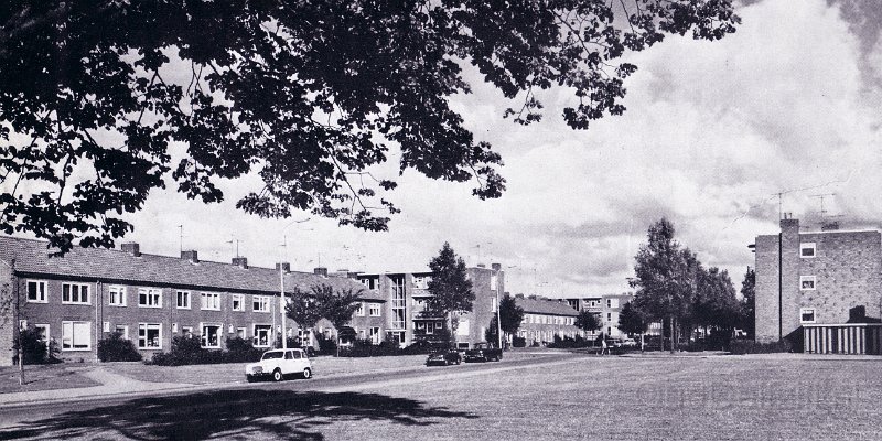 Uitwierderweg in de jaren  70.jpg